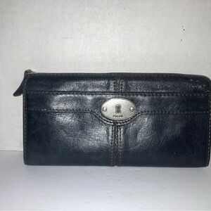 FOSSIL Black Zip Clutch Organizer Maddox Wallet